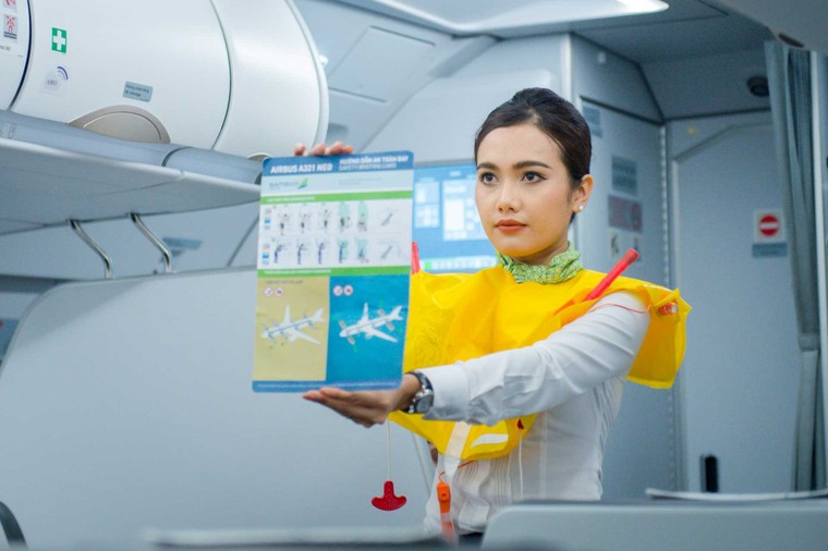 Hành trình chạm tới huy hiệu cánh bay: Bầu trời là nhà ảnh 1