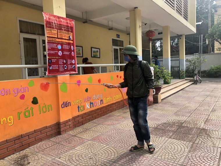 Học sinh được nghỉ, sao giáo viên phải đến trường nhiều như vậy? ảnh 1