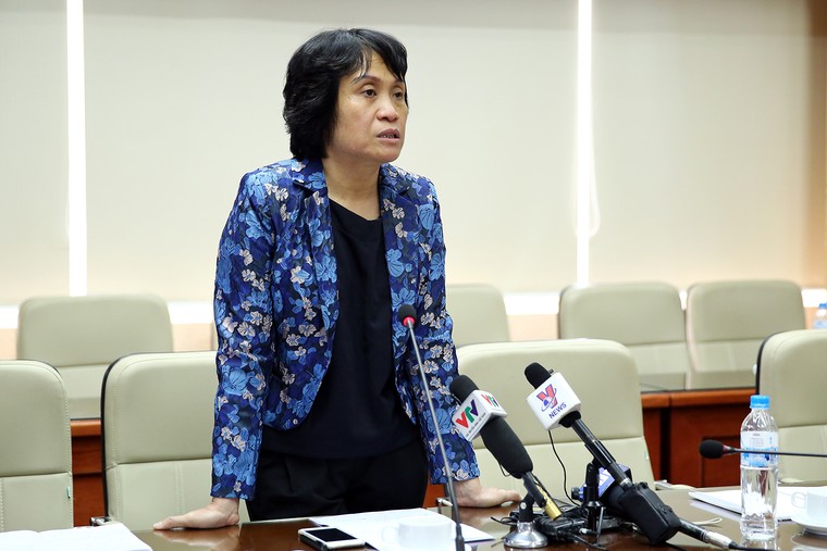 Chuyên gia nói gì về trường hợp mắc COVID-19 sau 3 lần xét nghiệm âm tính? ảnh 1