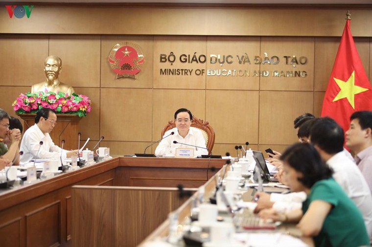 Kiến nghị vẫn phân hóa đề thi Tốt nghiệp THPT để xét tuyển đại học ảnh 1