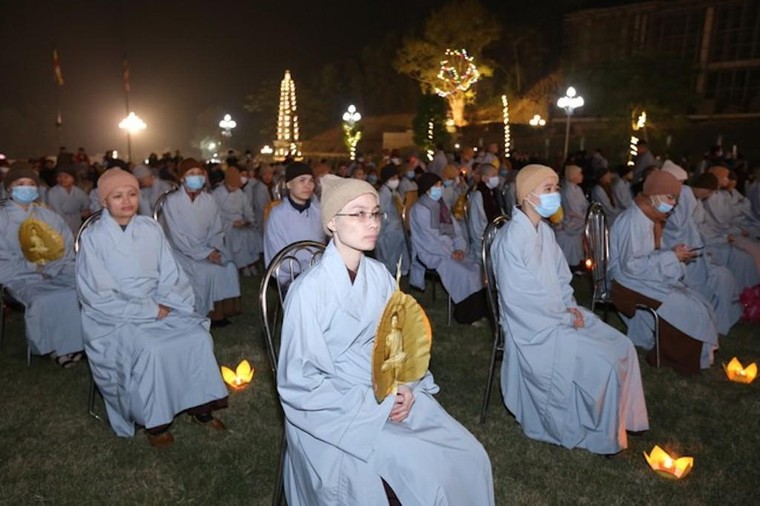 Thiêng liêng lễ cầu quốc thái dân an mừng ngày Phật thành đạo ảnh 1