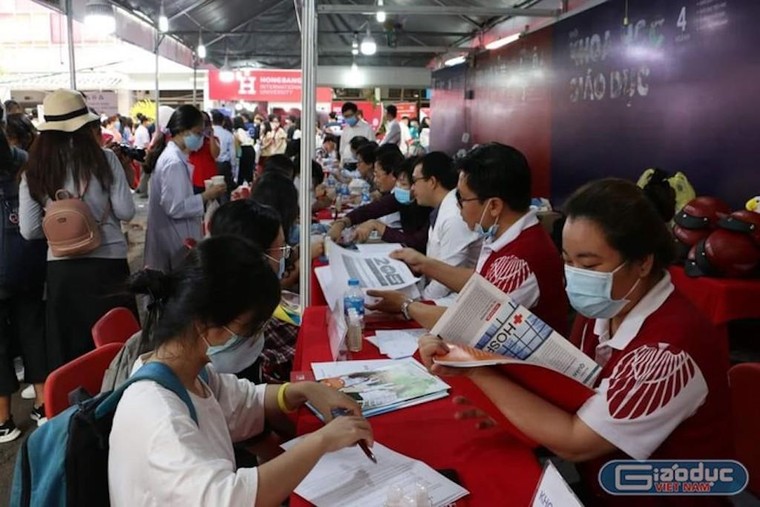 Thí sinh xét tuyển vào đại học được điều chỉnh nguyện vọng nhiều hơn 1 lần ảnh 1