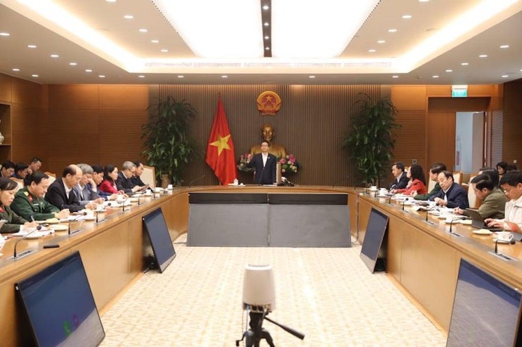 Phó Thủ tướng Vũ Đức Đam: Khoanh gọn nhất, dập nhanh nhất có thể, không để dịch lây lan rộng ảnh 1