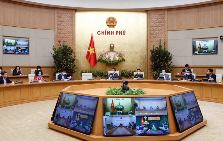 Chạy đua với thời gian để người dân đón Tết an toàn ảnh 1