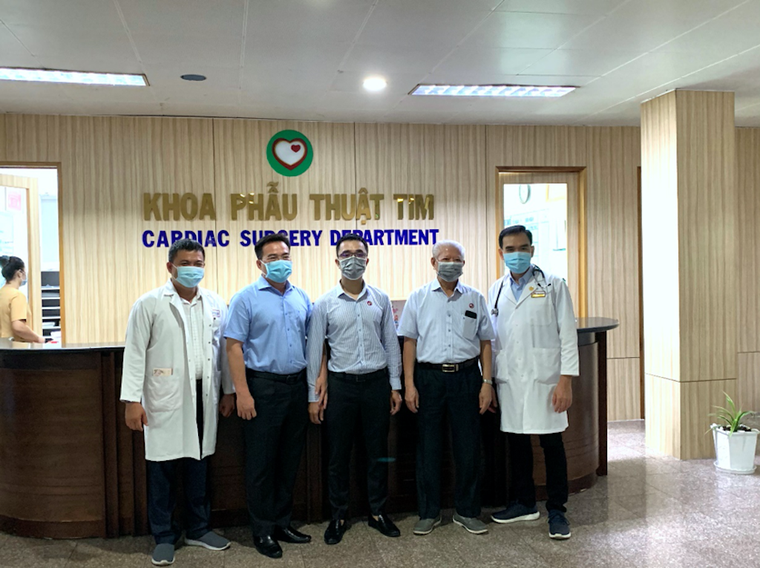 Hơn 1.200 bệnh nhân nghèo đã được Vinamilk hỗ trợ phẫu thuật tim và mắt ảnh 2