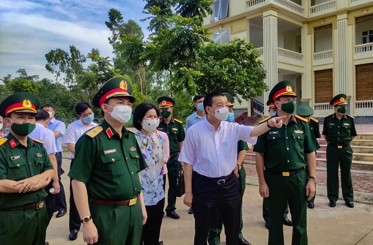 Giảm mật độ F1, tăng cường xét nghiệm COVID-19 trong khu cách ly tập trung tại Hà Nội ảnh 1