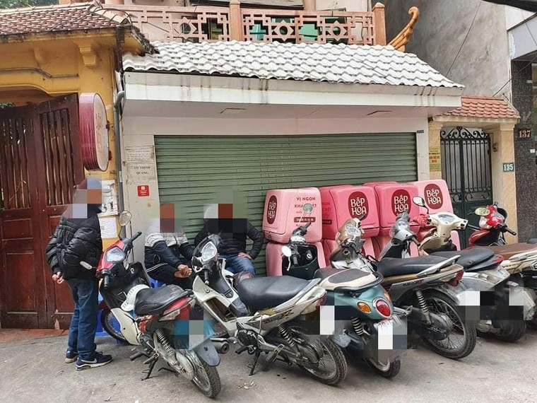 Thực phẩm Bếp Hoa: Khách hàng ‘quay lưng’, chính quyền xử lý vì chế biến mất vệ sinh ảnh 4