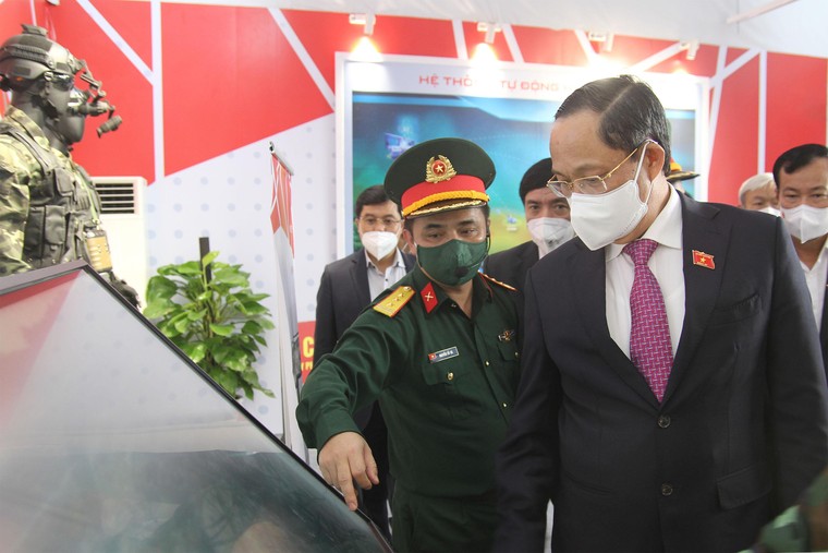 Phó Chủ tịch Quốc hội thăm và làm việc Tập đoàn Công nghiệp - Viễn thông Quân đội ảnh 1