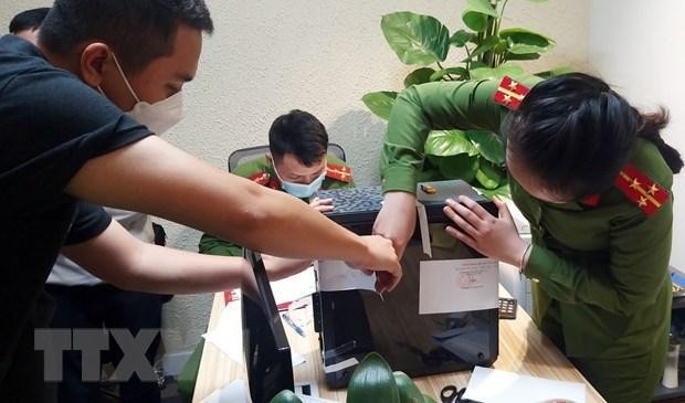 Chủ tịch Ủy ban Chứng khoán Nhà nước: Nhà đầu tư nên bình tĩnh ảnh 1