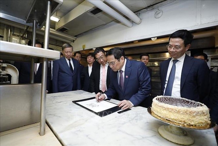 Thủ tướng Phạm Minh Chính thăm nơi Chủ tịch Hồ Chí Minh từng làm việc tại thành phố Boston, Hoa Kỳ ảnh 2