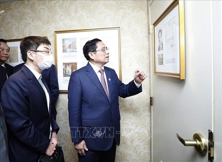 Thủ tướng Phạm Minh Chính thăm nơi Chủ tịch Hồ Chí Minh từng làm việc tại thành phố Boston, Hoa Kỳ ảnh 1