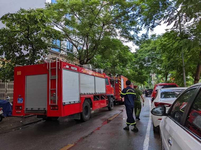 Những người lính cứu hỏa vì nhân dân phục vụ và sẵn sàng hy sinh ảnh 1