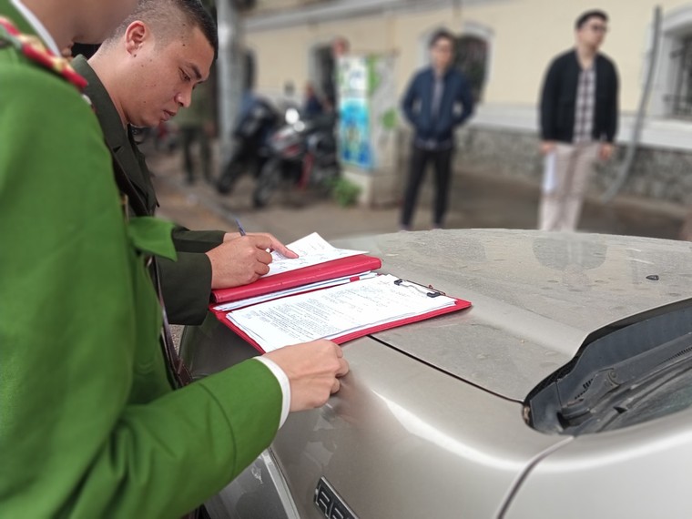 Quận Hoàn Kiếm: Tích cực tuyên truyền nâng cao ý thức người dân xây dựng văn minh đô thị ảnh 3