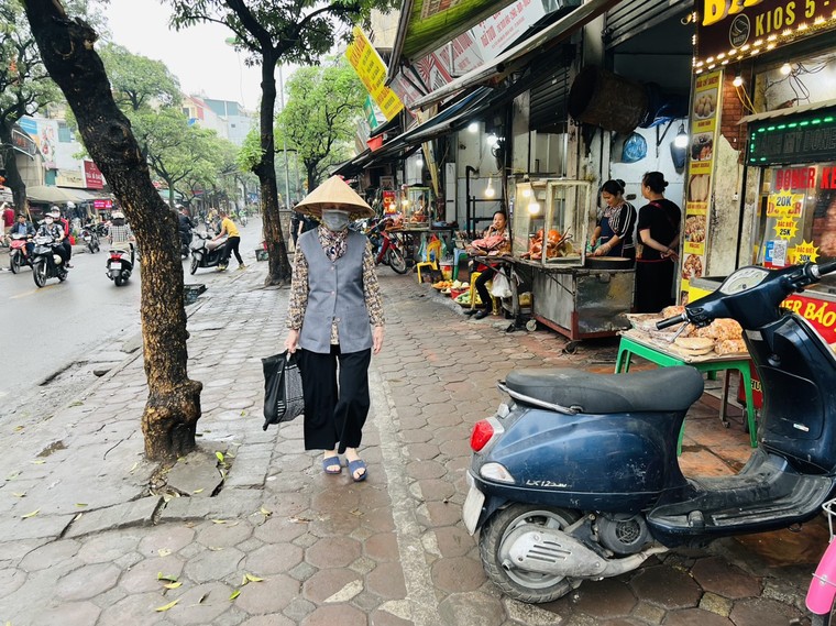 Quận Đống Đa: Quyết tâm giữ vững thành quả xây dựng và giữ gìn trật tự đô thị ảnh 4