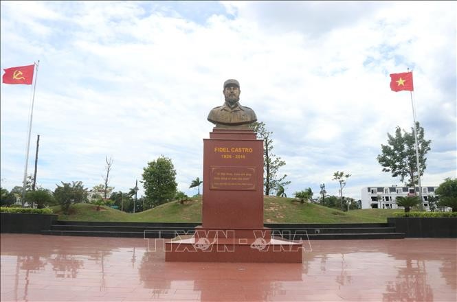 Kỷ niệm 50 năm Lãnh tụ Fidel Castro thăm Vùng Giải phóng miền Nam ảnh 1