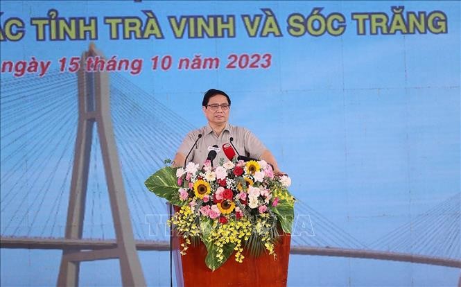 Thủ tướng Phạm Minh Chính phát lệnh khởi công cầu Đại Ngãi bắc qua sông Hậu ảnh 1