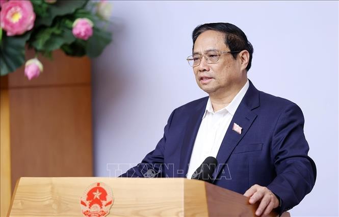 Thủ tướng chủ trì Hội nghị trực tuyến toàn quốc về phát triển du lịch nhanh, bền vững ảnh 1