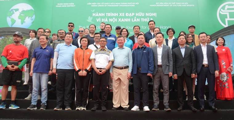 Quảng bá Hà Nội xanh qua Hành trình xe đạp hữu nghị 2023 ảnh 2