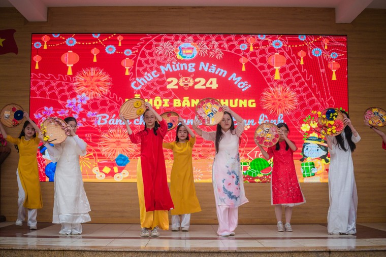 Ấm áp chương trình "Mừng Đảng - Mừng Xuân" của thầy và trò trường THCS An Dương ảnh 1