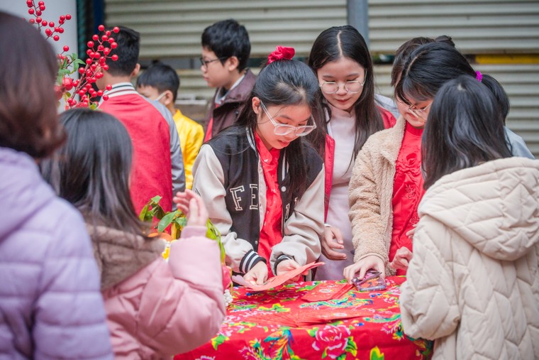 Ấm áp chương trình "Mừng Đảng - Mừng Xuân" của thầy và trò trường THCS An Dương ảnh 7