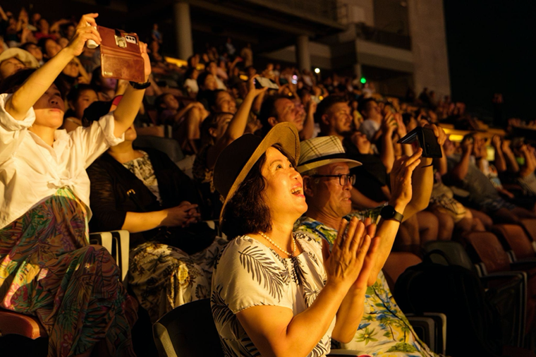 Có gì trong show diễn Phú Quốc có tới hơn nửa khán giả là khách quốc tế? ảnh 1