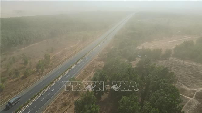 Tỉnh Đồng Nai yêu cầu khẩn trương khắc phục ô nhiễm bụi tại Sân bay Long Thành ảnh 3