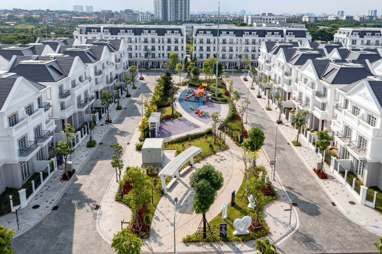 Khám phá chất sống nghỉ dưỡng bên hiên nhà tại Eurowindow Twin Parks ảnh 5