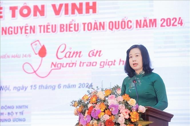 Tôn vinh 100 gương hiến máu tiêu biểu toàn quốc năm 2024 ảnh 2