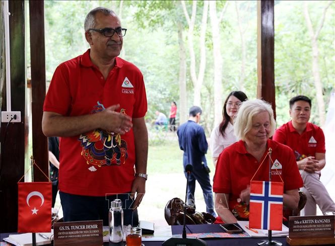 Đoàn chuyên gia UNESCO thẩm định hồ sơ Công viên địa chất Lạng Sơn ảnh 1