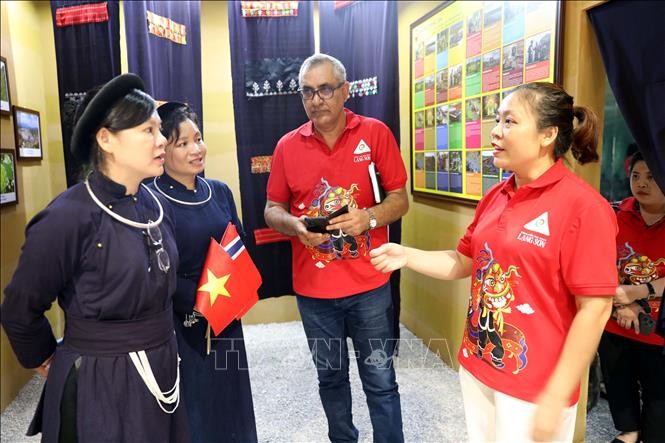 Đoàn chuyên gia UNESCO thẩm định hồ sơ Công viên địa chất Lạng Sơn ảnh 3