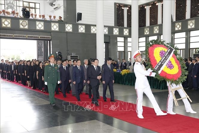 Lễ Quốc tang Tổng Bí thư Nguyễn Phú Trọng: Xúc động những dòng sổ tang của lãnh đạo Đảng, Nhà nước và nhân dân ảnh 3