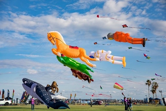 Bay khắp Australia, hòa mình cùng Lễ hội thả diều Vietjet Redcliffe KiteFest tại Brisbane, Queensland ảnh 3