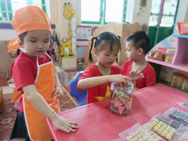 Huy động nguồn lực xã hội để hiện thực "giấc mơ" kiên cố hóa trường, lớp học ảnh 2