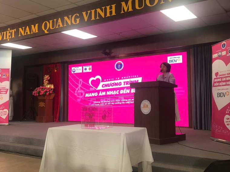 Chương trình "Mang âm nhạc đến bệnh viện" lan toả yêu thương đến bệnh viện Thanh Nhàn ảnh 1