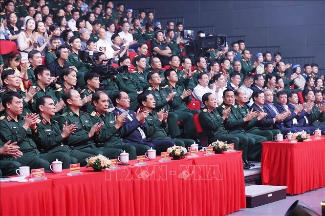 Bộ Quốc phòng khai trương Cơ sở dữ liệu về xử lý vi phạm hành chính ảnh 2