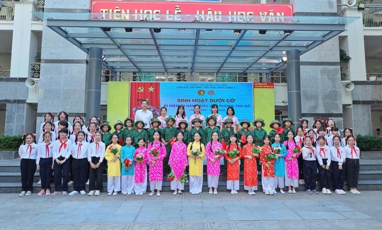 Trường Tiểu học Dịch Vọng A: Ngôi trường hạnh phúc, tràn ngập tình yêu thương ảnh 4