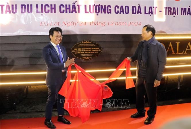 Đoàn tàu du lịch chất lượng cao La Reine Đà Lạt – Trại Mát bắt đầu phục vụ du khách ảnh 1