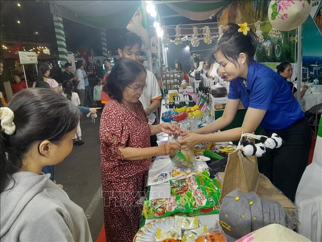 Quảng bá văn hóa - du lịch - ẩm thực đặc trưng các tỉnh, thành phố vùng Đông Nam Bộ ảnh 1