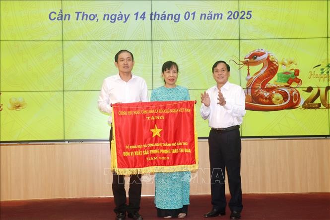 Cần Thơ quan tâm gắn kết, tận dụng nguồn nhân lực chất lượng cao ảnh 2