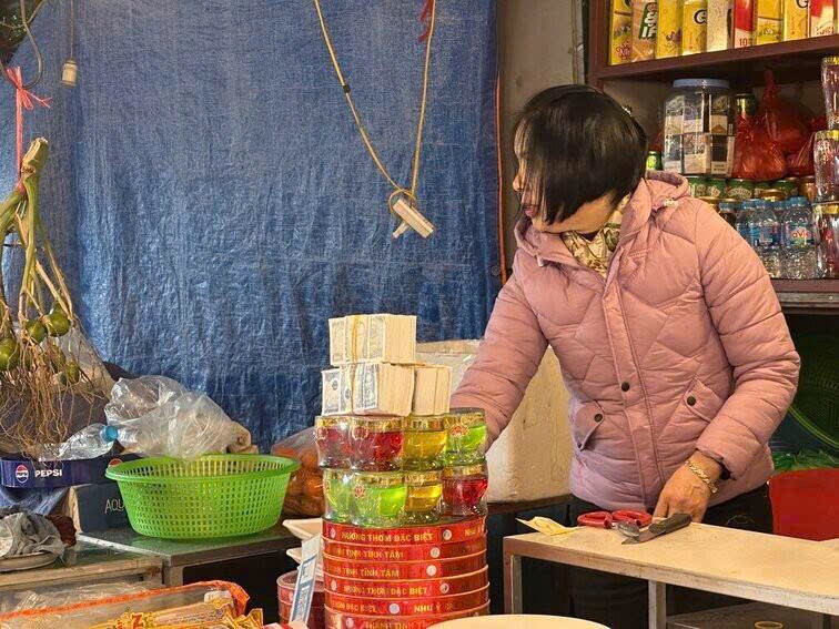  UBND phường Quảng An: Xử lý các cơ sở đổi tiền lẻ trái phép tại Phủ Tây Hồ ảnh 4