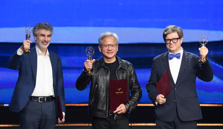 5 Chủ nhân Giải thưởng VinFuture được vinh danh tại Giải thưởng Nữ hoàng Elizabeth 2025 ảnh 1