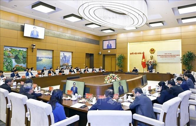 Hội nghị giữa Ban Thường vụ Đảng ủy Quốc hội với Ban Thường vụ Đảng ủy Chính phủ về Kỳ họp bất thường lần thứ 9 ảnh 1