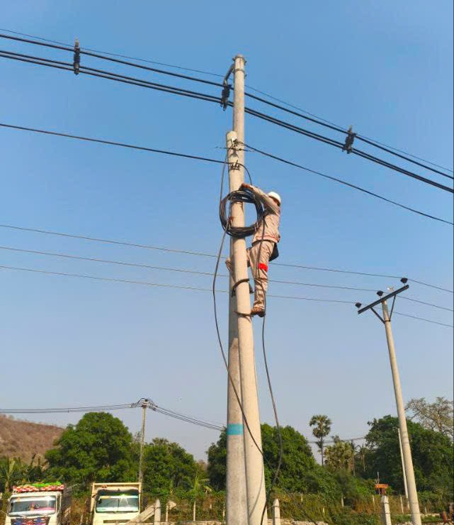 Viettel chung sức cùng đội cứu hộ Việt Nam tại Myanmar, khôi phục liên lạc và hỗ trợ người dân ảnh 3