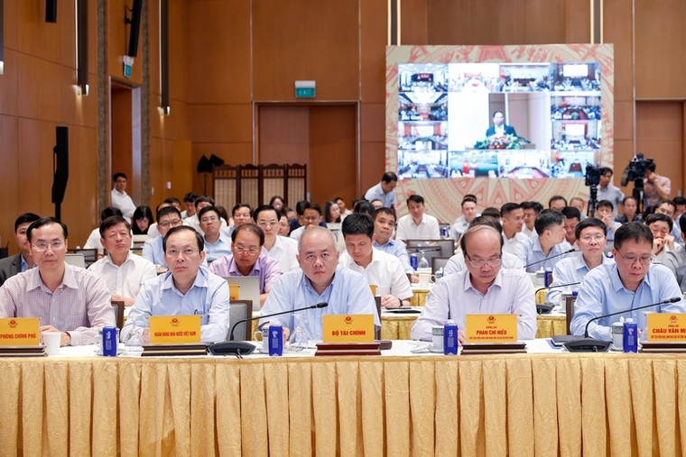 Thủ tướng Chính phủ: Quyết tâm giải ngân 100% vốn đầu tư công năm 2025 ảnh 1