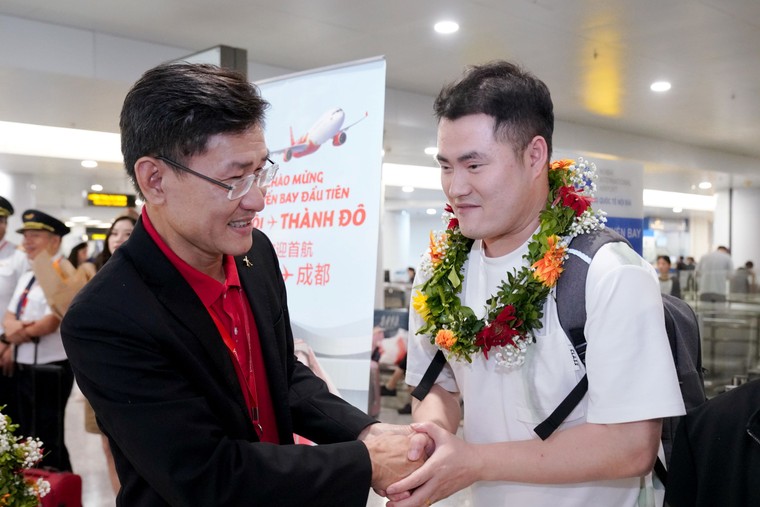 Cùng Vietjet bay thẳng tới Thành Đô, đắm chìm vào di sản văn hóa Trung Hoa ảnh 3