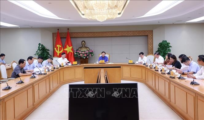 Xác định mục tiêu, lộ trình cho từng giai đoạn phát triển ngành công nghiệp môi trường ảnh 1