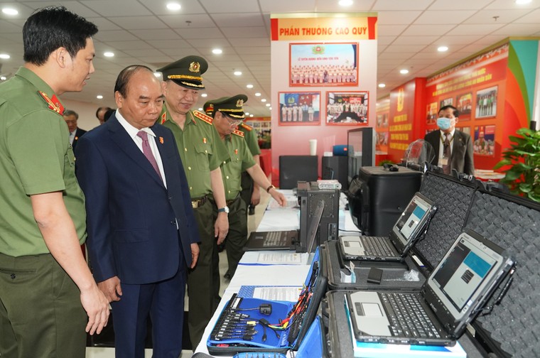 Thủ tướng dự và phát biểu chỉ đạo Hội nghị Công an toàn quốc ảnh 4