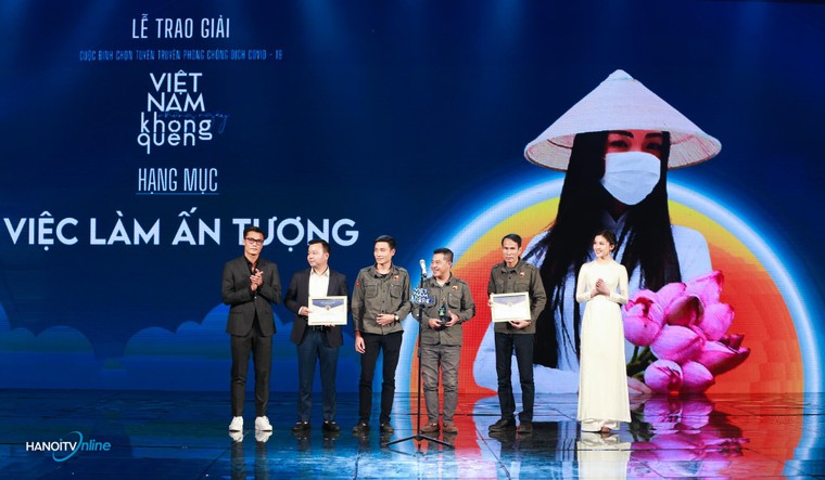 Ấn tượng đêm Gala trao giải cuộc bình chọn 'Việt Nam - những ngày không quên' ảnh 6