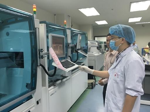 Chuyển đổi số y tế - bước ngoặt cho bệnh viện “xóa sổ” giấy tờ ảnh 1