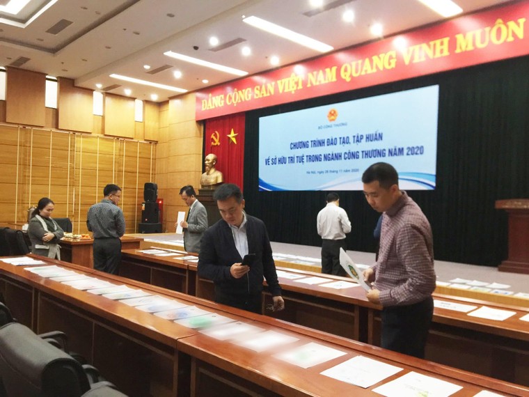 Tinh thần Chỉ thị 20 lan tỏa mạnh mẽ qua cuộc thi sáng tạo logo và sloagan về tiết kiệm điện ảnh 1